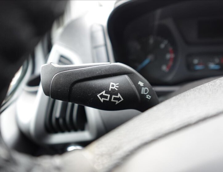 Ford Transit Custom Ostatní 2,0 l 77 kw