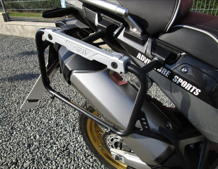 Honda Ostatní Ostatní 998,0 70 kw