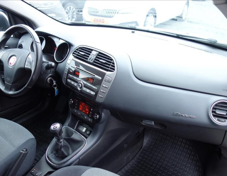 Fiat Bravo Hatchback 1,6 l 88 kw