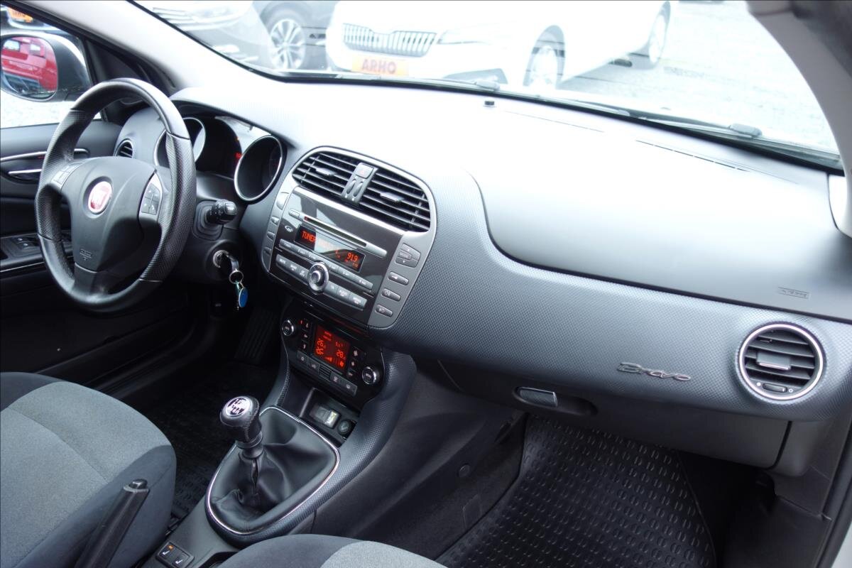 Fiat Bravo Hatchback 1,6 l 88 kw