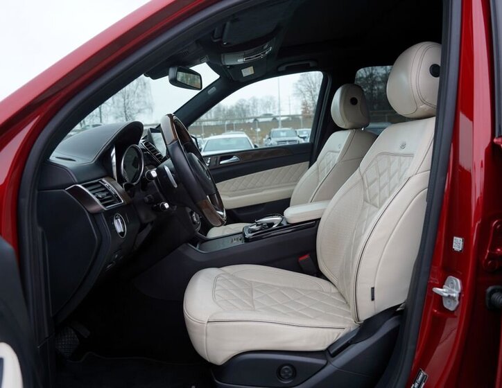 Mercedes-Benz GLS SUV 3,0 l 190 kw