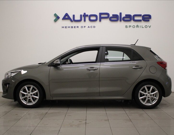 KIA Rio Hatchback 998,0 73 kw