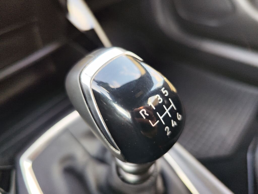 Peugeot 2008 Hatchback 1,2 l 74 kw