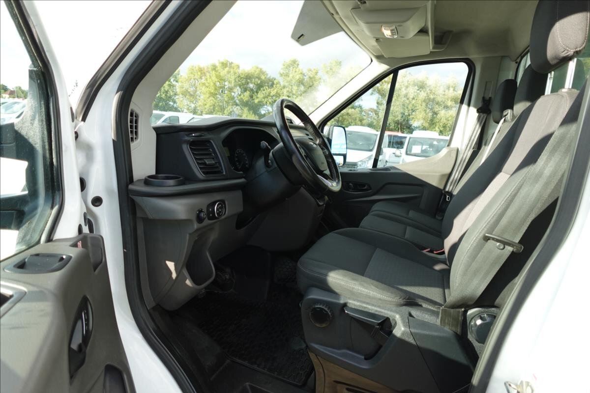 Ford Transit Valník 2,0 l 125 kw