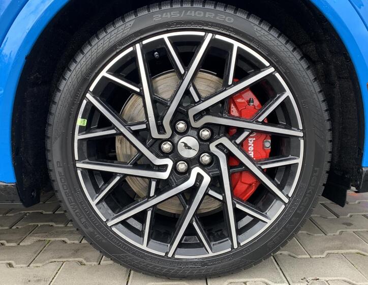 Ford Mustang Mach-E 7