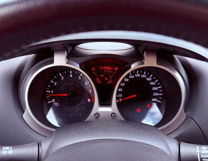 Nissan Juke Hatchback 1,6 l 86 kw