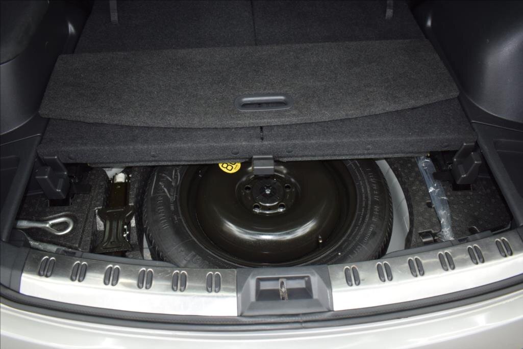 Nissan Qashqai SUV 2,0 l 104 kw