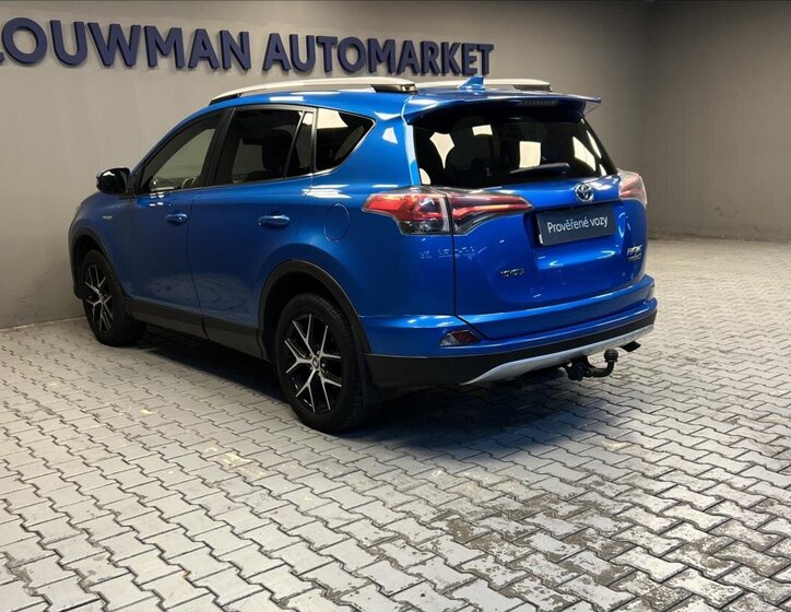 Toyota RAV4 SUV 2,5 l 114 kw