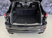 Porsche Cayenne SUV / Terénní 4,0 l 404 kw