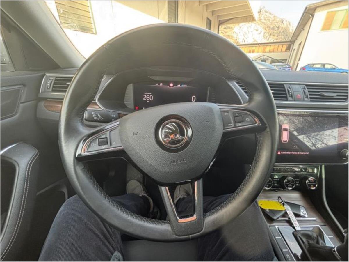 Škoda Superb Kombi 2,0 l 140 kw