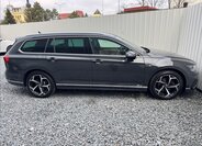 Volkswagen Passat Kombi 1,5 l 110 kw
