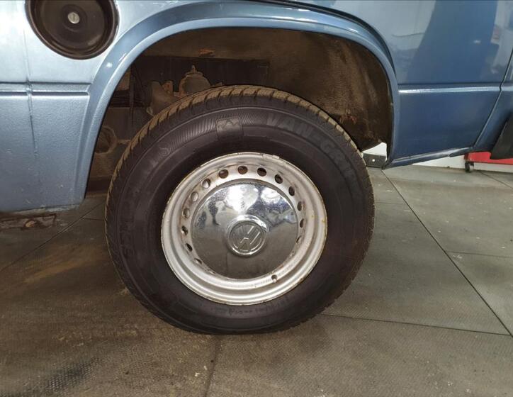 Volkswagen Caravelle 18