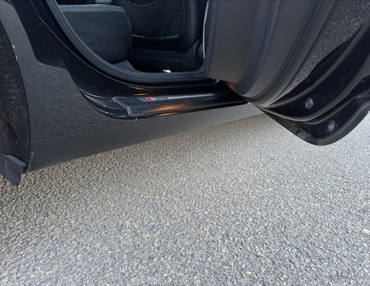 Audi A6 Kombi 3,0 l 176 kw