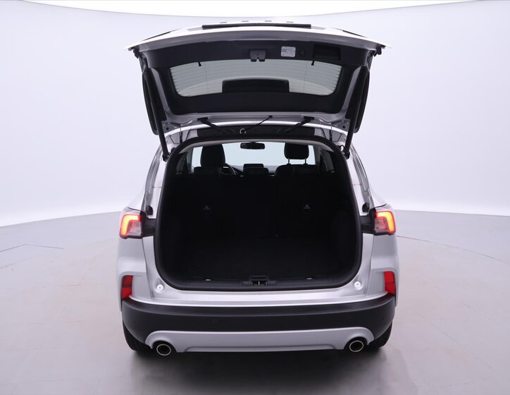 Ford Kuga SUV / Terénní 1,5 l 110 kw