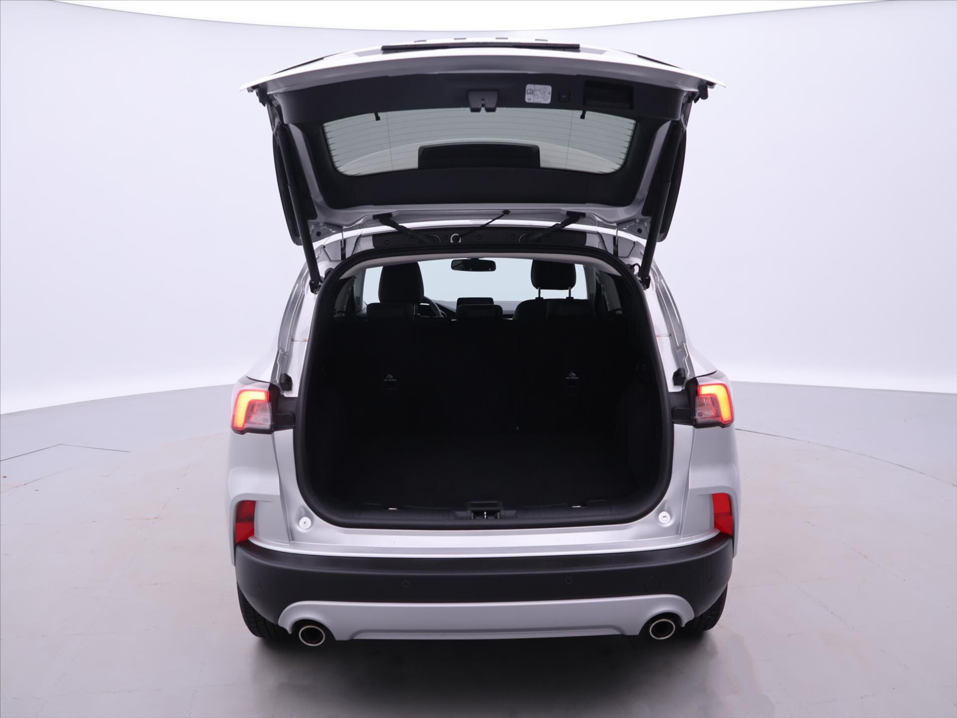 Ford Kuga SUV / Terénní 1,5 l 110 kw