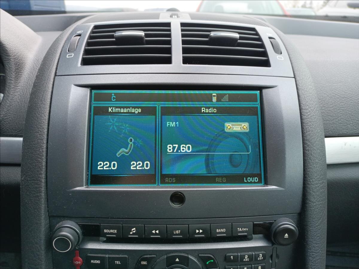 Peugeot 407 Kupé 2,7 l 150 kw