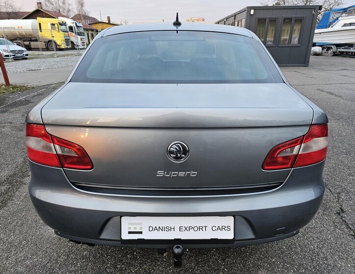 Škoda Superb 11