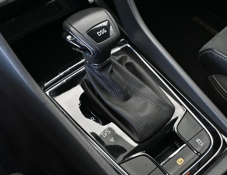 Škoda Kodiaq SUV / Terénní 1,5 l 110 kw