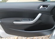 Peugeot 308 Hatchback 1,4 l 70 kw