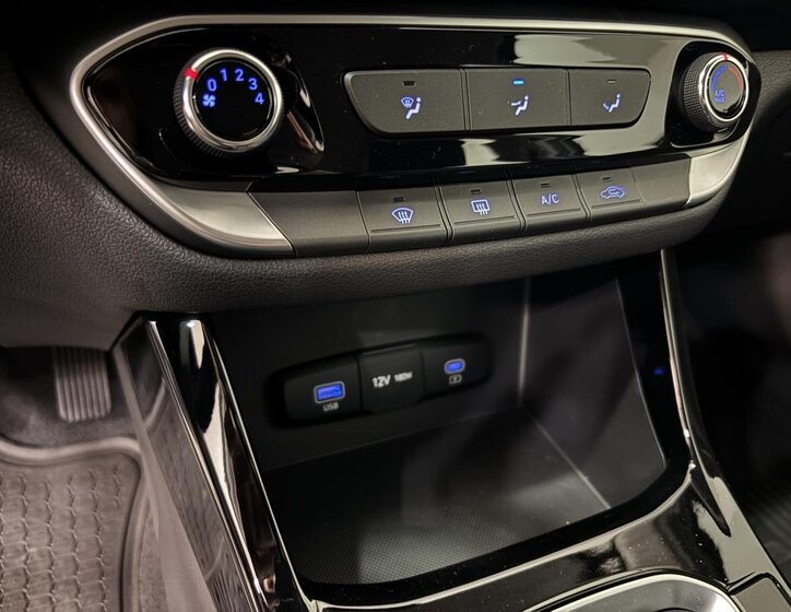 Hyundai i30 Hatchback 1,5 l 70 kw