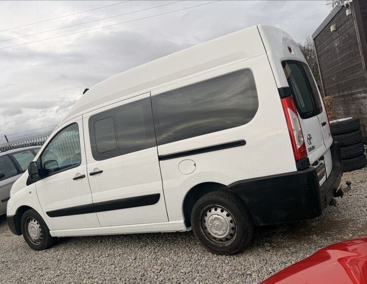 Peugeot Expert Tepee MPV 2,0 l 94 kw