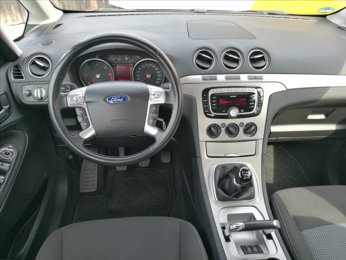 Ford Galaxy Kombi 2,0 l 103 kw