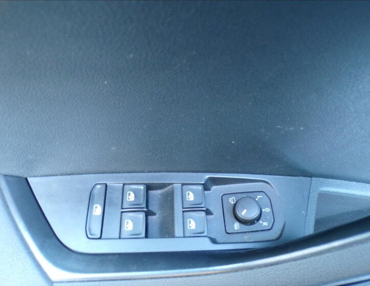 Škoda Karoq Kombi 1,5 l 110 kw