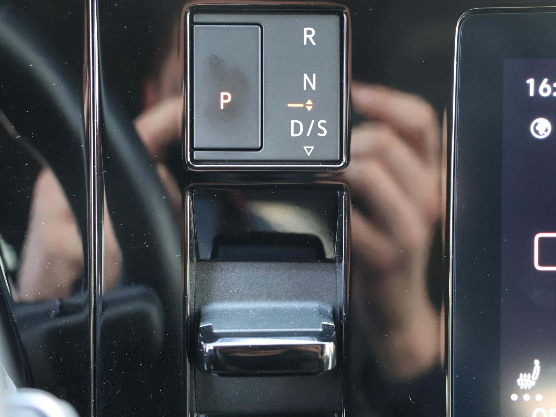 Volkswagen Multivan Kombi 1,4 l 110 kw