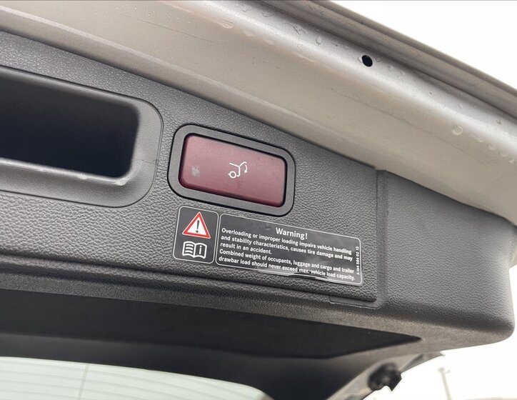 Mercedes-Benz Třídy M SUV / Terénní 3,5 l 200 kw