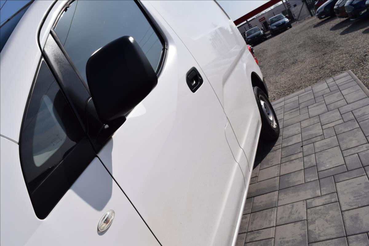 Nissan NV200 MPV 1,6 l 81 kw