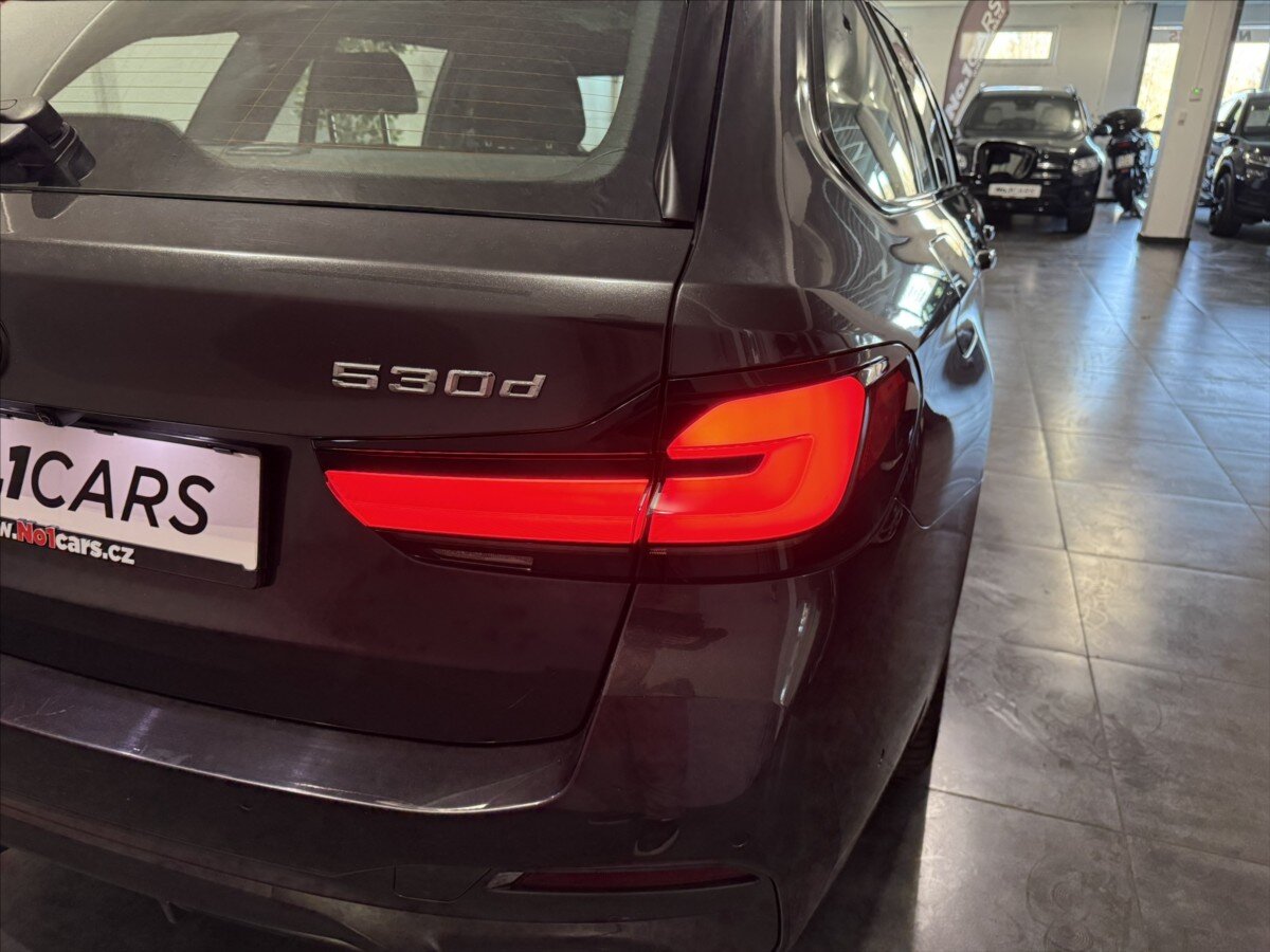 BMW Řada 5 Kombi 3,0 l 210 kw