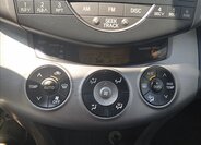 Toyota RAV4 SUV 2,2 l 100 kw