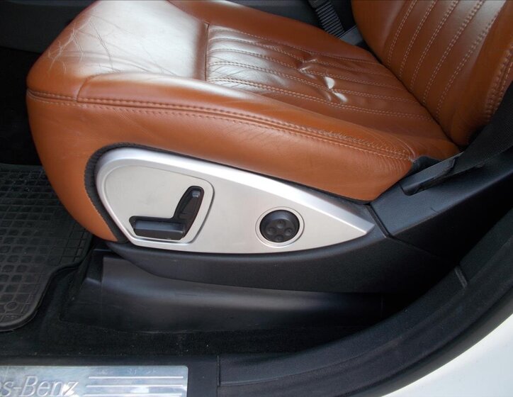 Mercedes-Benz Třídy M 23