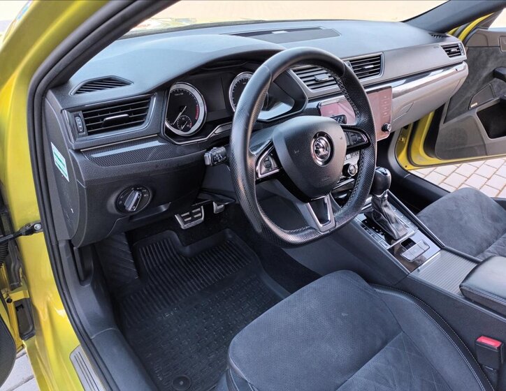 Škoda Superb Kombi 2,0 l 140 kw