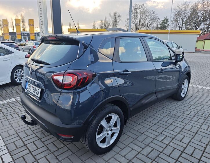 Renault Captur SUV / Terénní 898,0 66 kw