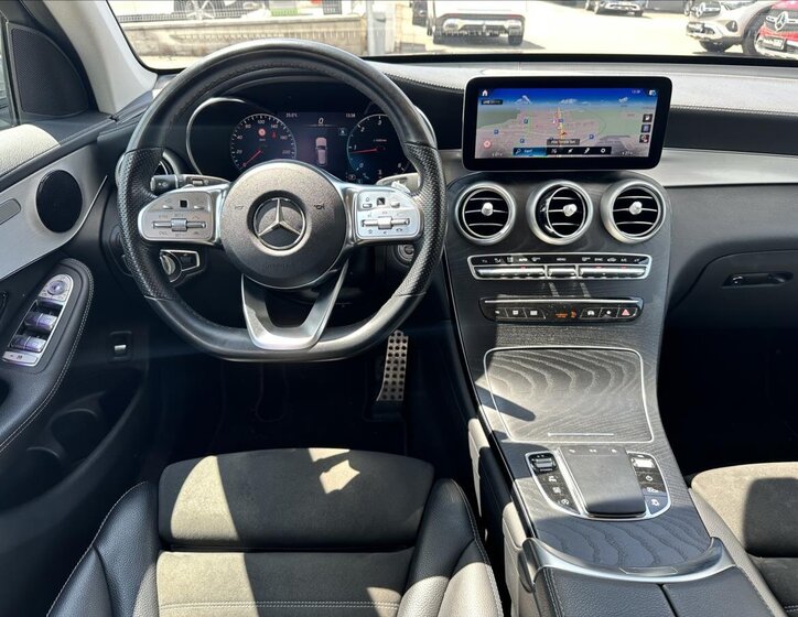 Mercedes-Benz GLC 13