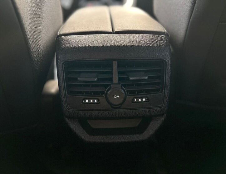 Peugeot 3008 SUV 1,5 l 96 kw