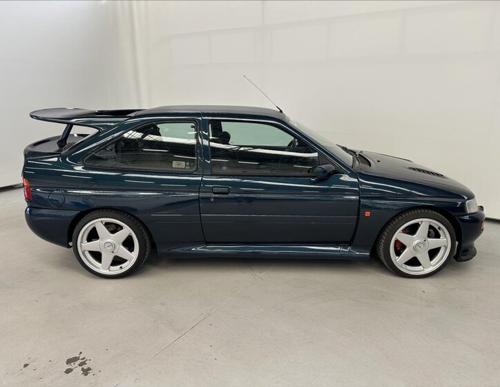 Ford Escort Hatchback 2,0 l 162 kw