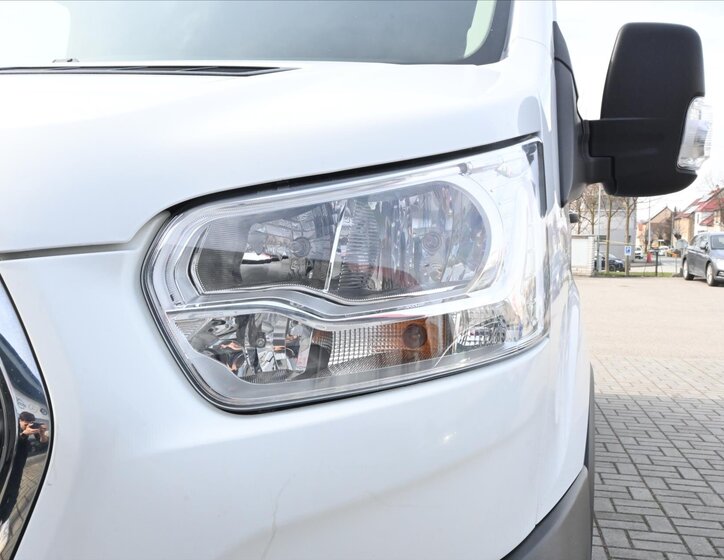 Ford Transit Skříň 2,0 l 96 kw