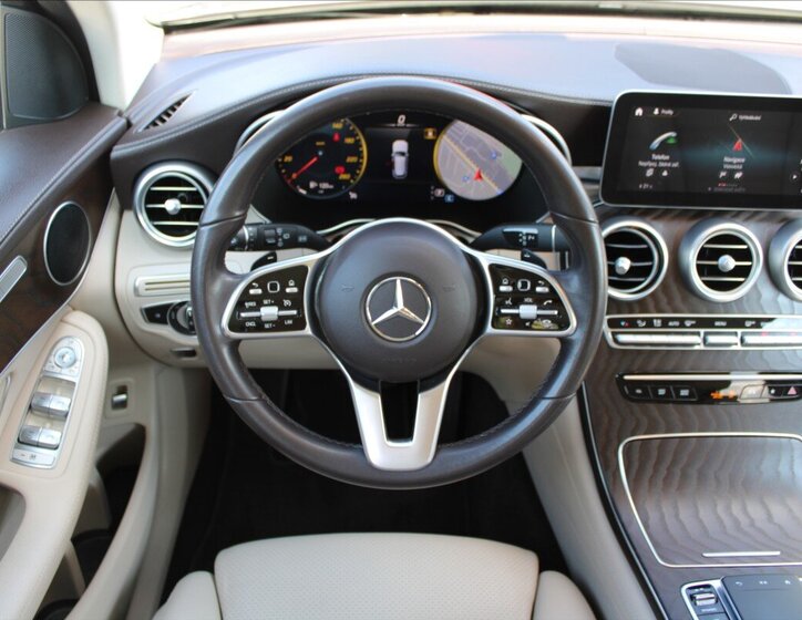 Mercedes-Benz GLC SUV / Terénní 2,0 l 143 kw