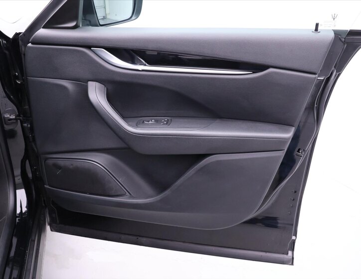 Maserati Levante SUV 3,0 l 257 kw