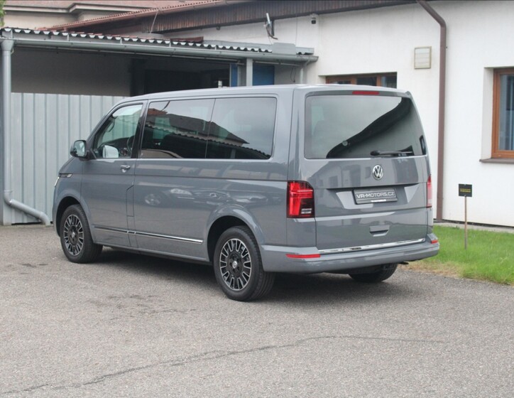 Volkswagen Multivan 23