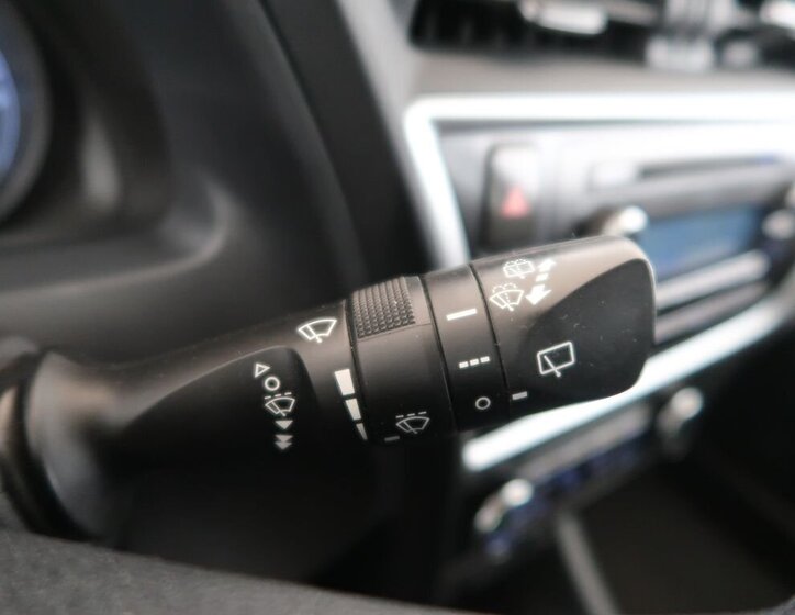 Toyota Auris Kombi 1,6 l 97 kw