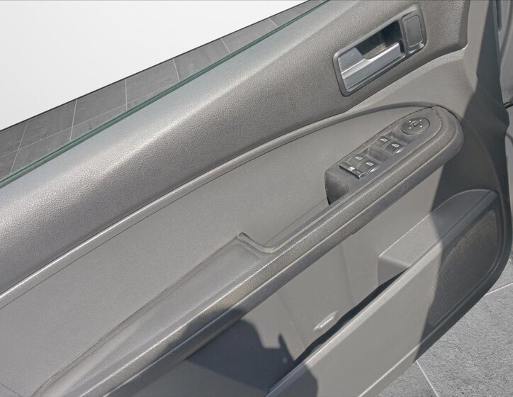 Ford C-MAX MPV 1,6 l 74 kw