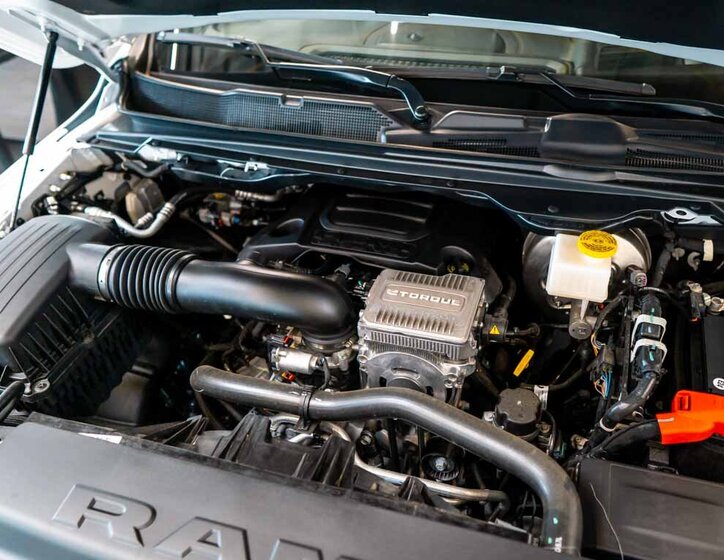 Dodge RAM Pick-up 5,7 l 291 kw
