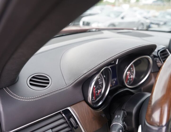 Mercedes-Benz GLS 53