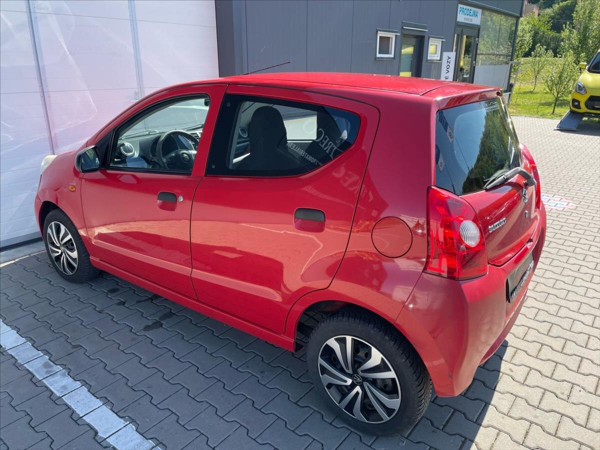 Suzuki Alto Hatchback 996,0 50 kw