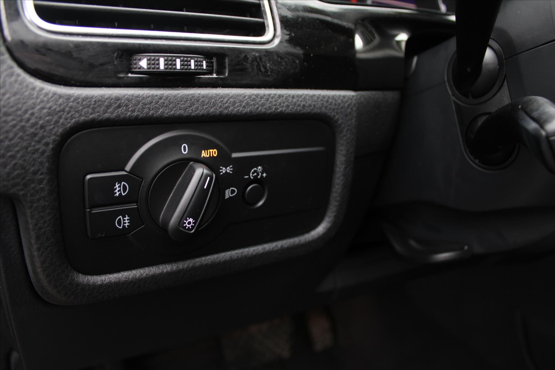 Volkswagen Touareg SUV / Terénní 3,0 l 193 kw