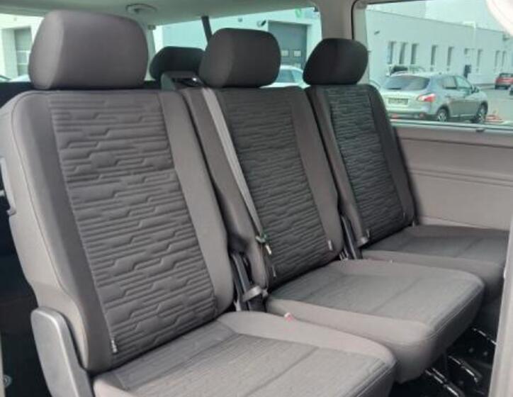 Volkswagen Caravelle 14