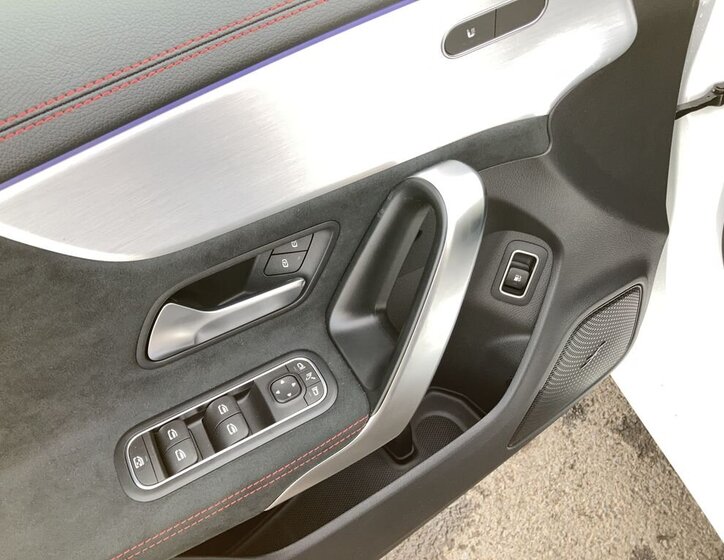 Mercedes-Benz CLA Kombi 1,3 l 120 kw